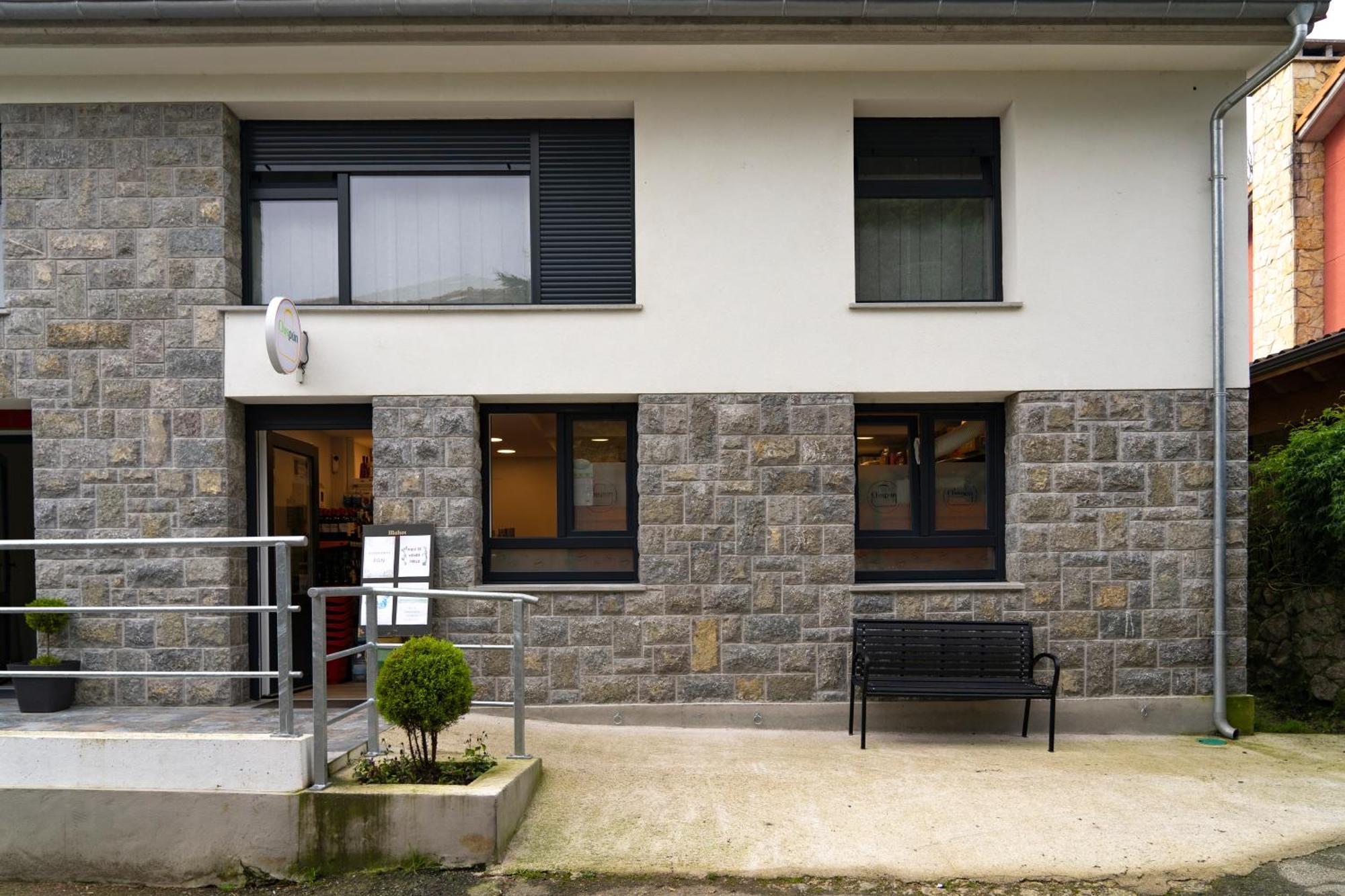 Apartamentos Baldenora 利亚内斯 外观 照片
